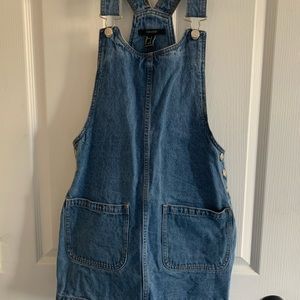 Denim Dress with Pockets!